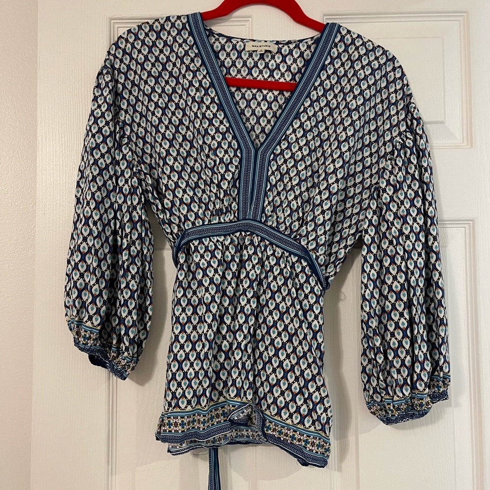 Max Studio Top with tie waist